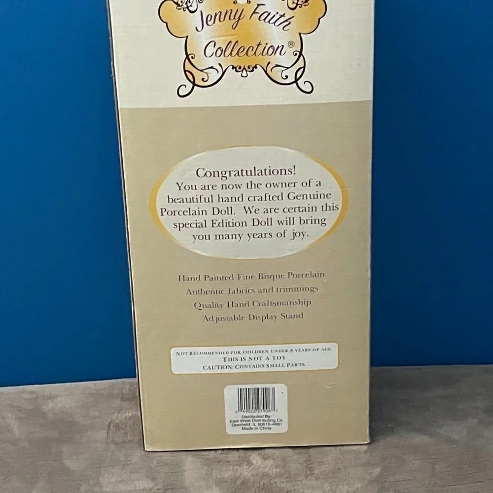 NWT SOFT EXPRESSIONS JENNY FAITH / GENUINE FINE BISQUE PORCELAIN - Picture 3 of 4